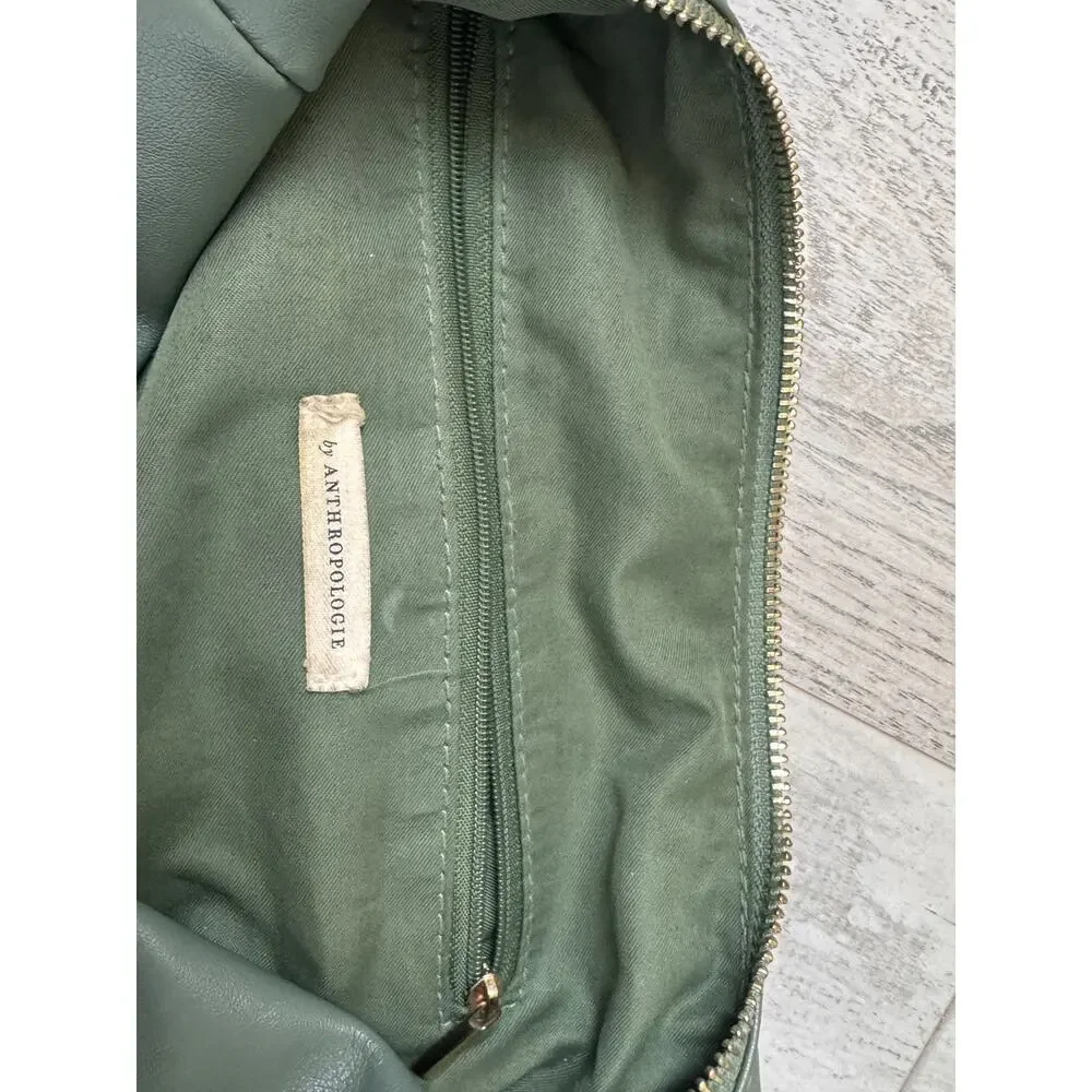 Anthropologie Timmie Slouchy Shoulder Bag - green (dried rosemary) - Picture 5 of 6